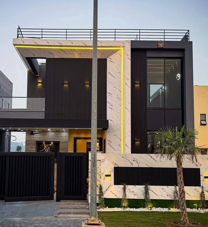 10 MARLA MODERN ARCHITECTURE HOME