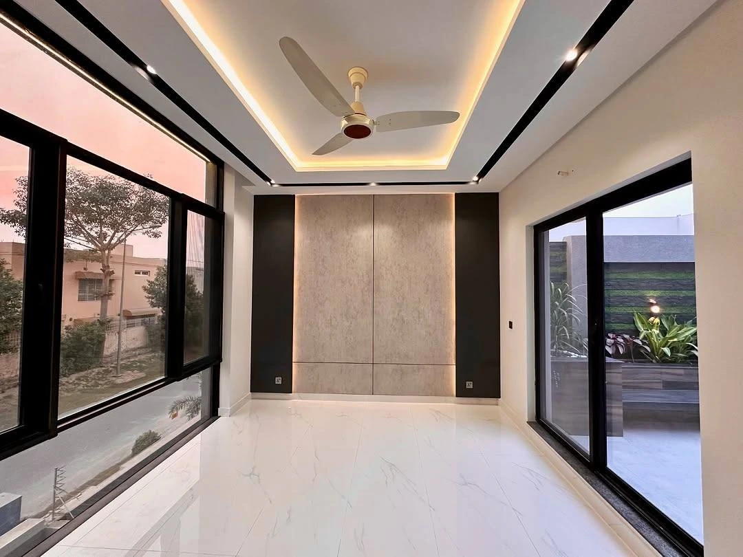 10 marla modern design house for sale in dha lahore bed room