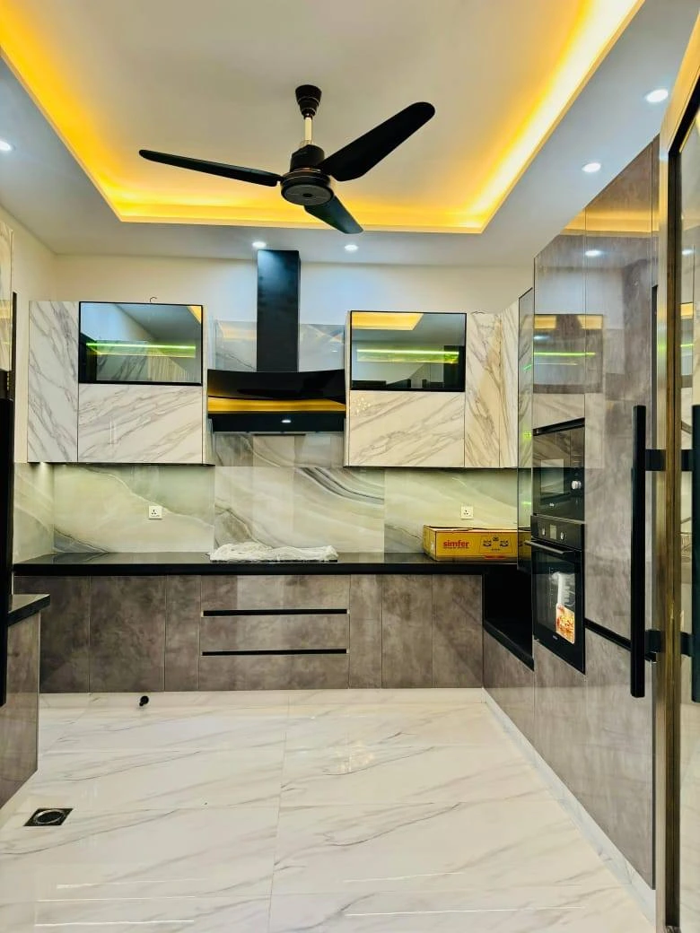 10 marla modern design house for sale in dha lahore kitchen