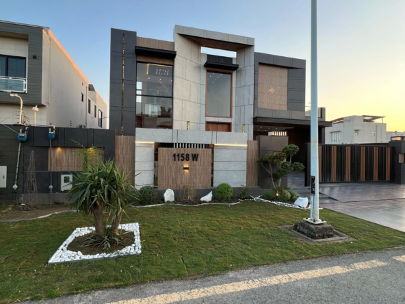 1 KANAL MODERN HOUSE FRONT