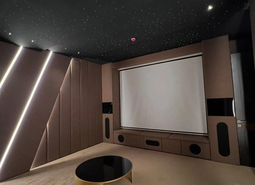 1 Kanal Furnished master piece home theatre