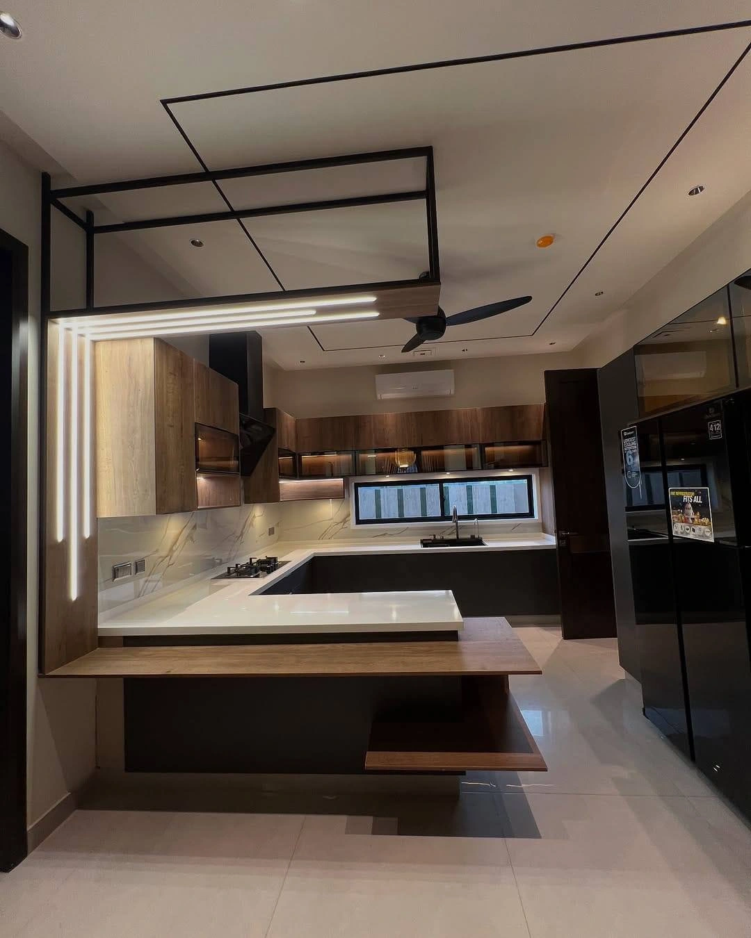 1 Kanal Furnished master piece kitchen