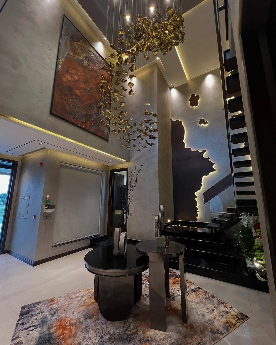 1 Kanal Furnished master piece lobby