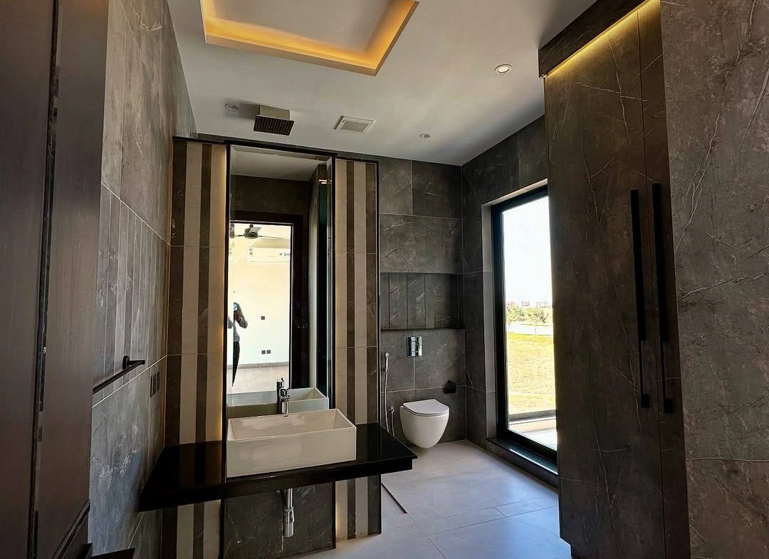 1-Kanal Modern Designer House for Sale in DHA Lahore bathroom