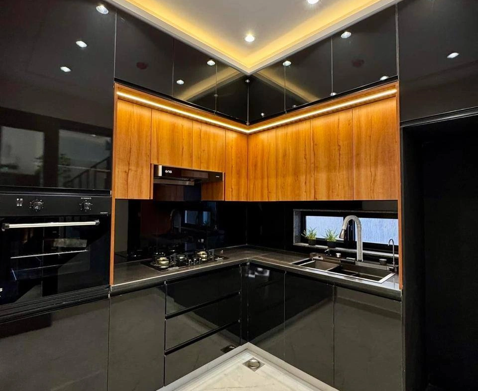 Elegant 5-Marla Modern House in DHA Lahore kitchen