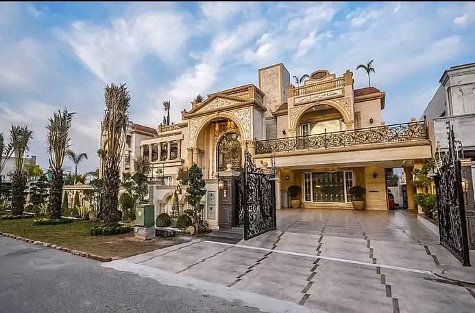 2 Kanal house for sale in dha lahore phase 6