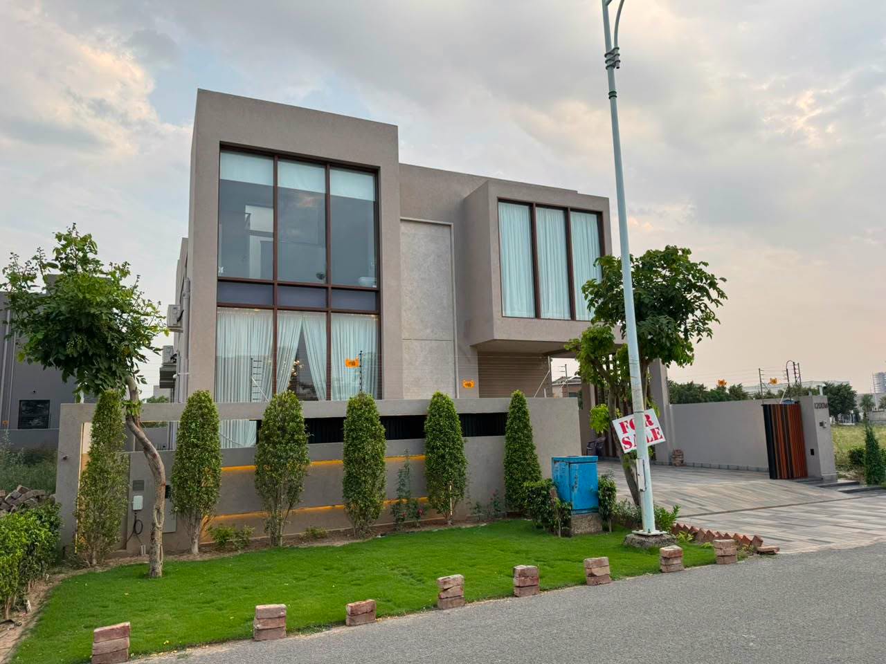 1 Kanal Luxury House for Sale in DHA Phase 7 W Block Lahore