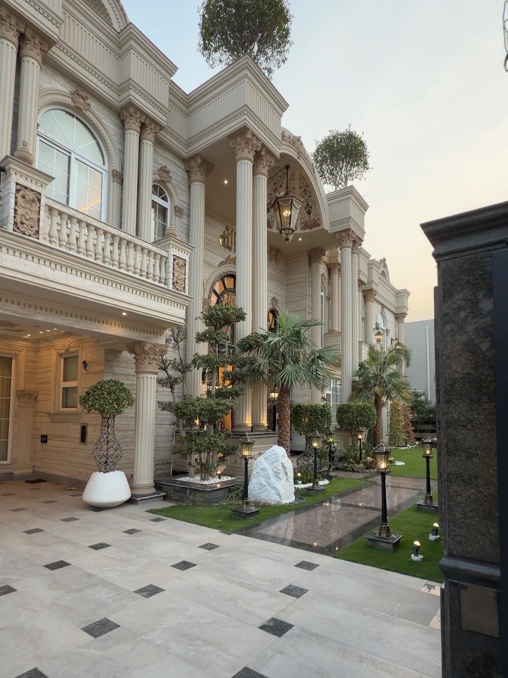 2 Kanal Fully Furnished Luxury House for Sale in DHA Phase 6 K Block Lahore