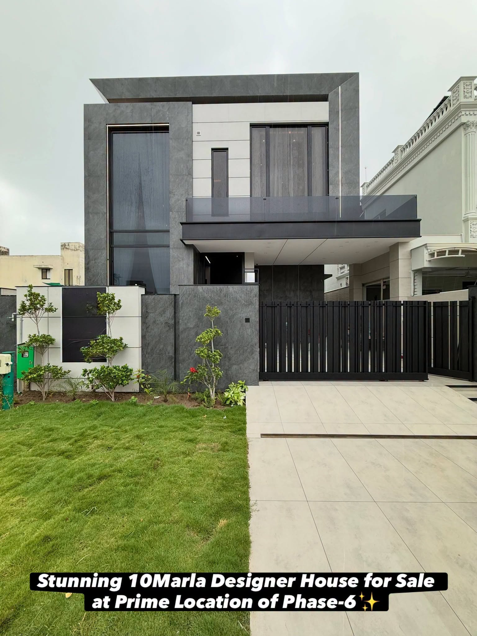 Luxurious-10Marla-Modern-Designer-House-Available-For-Sale-at-Prime-of-Phase-6-at-70ft-Wide-Road