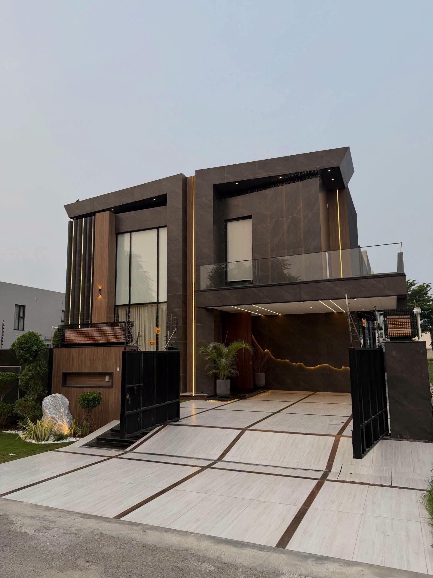 1 Kanal House for Sale in DHA Lahore Phase 6